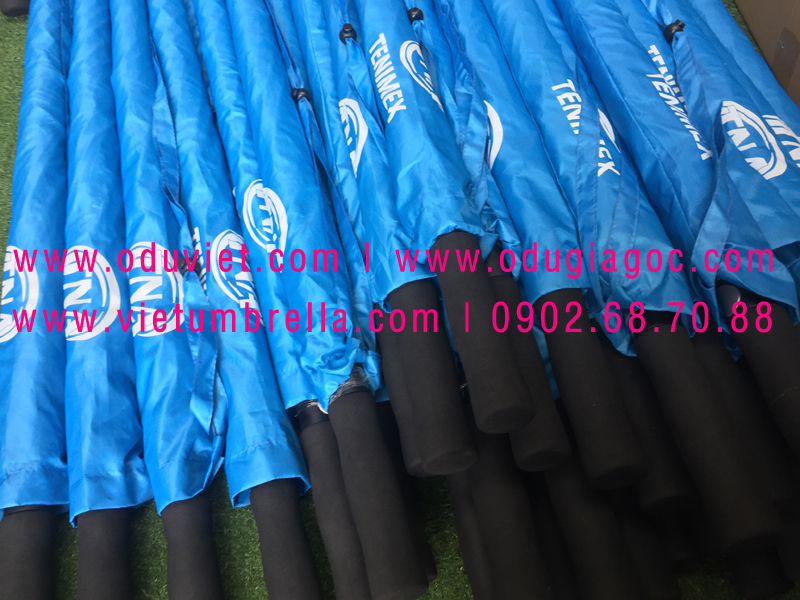 xưởng sản xuất ô dù cầm tay in logo quảng cáo
